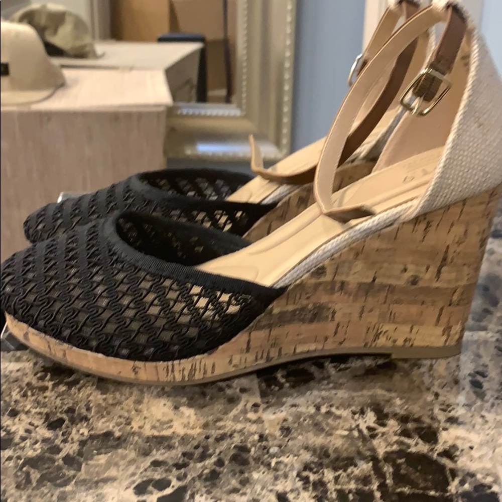 Shoes - Picture 2 of 4